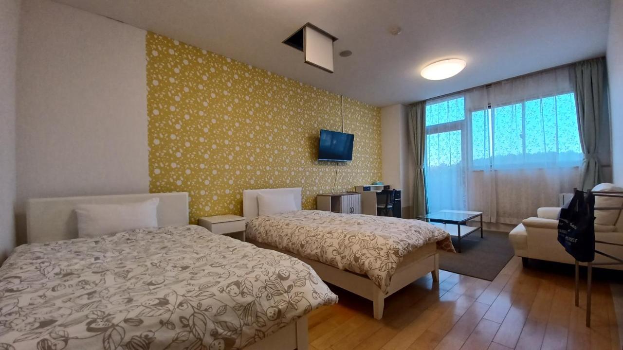 Hotel Swan Lake Nagara Nagara  Exterior photo
